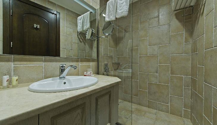 Colosseum Marina Hotel Batumi