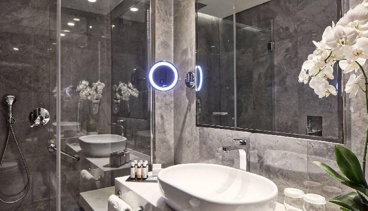 Electra Metropolis Hotel