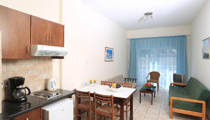 Jacaranda Hotel Apartments