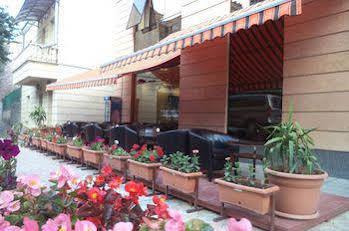 هتل رویال پلازا