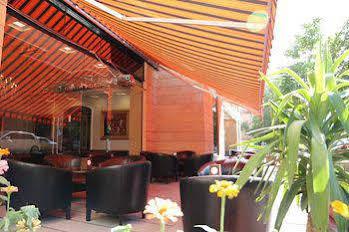 هتل رویال پلازا