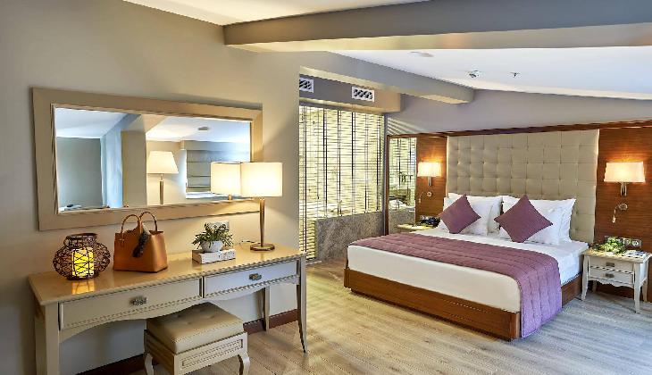 Renata Suites Boutique Hotel