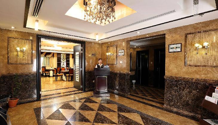 Royal Grand Suite Hotel