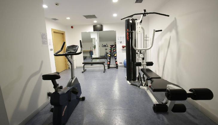 Housez Suites & Apartments