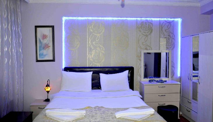 Caravan Palace Apart