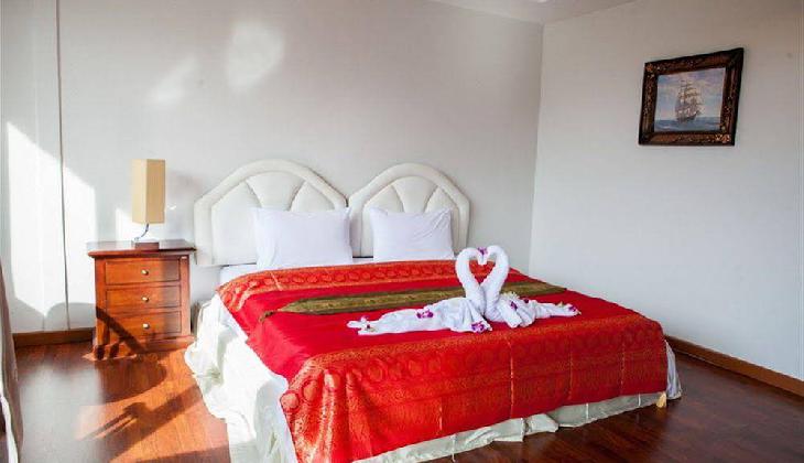 هتل تریپل راند پلیس