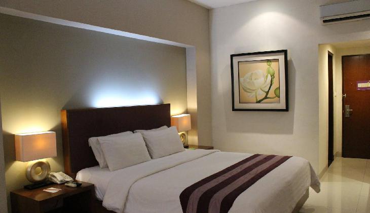 Anggrek Shopping Hotel