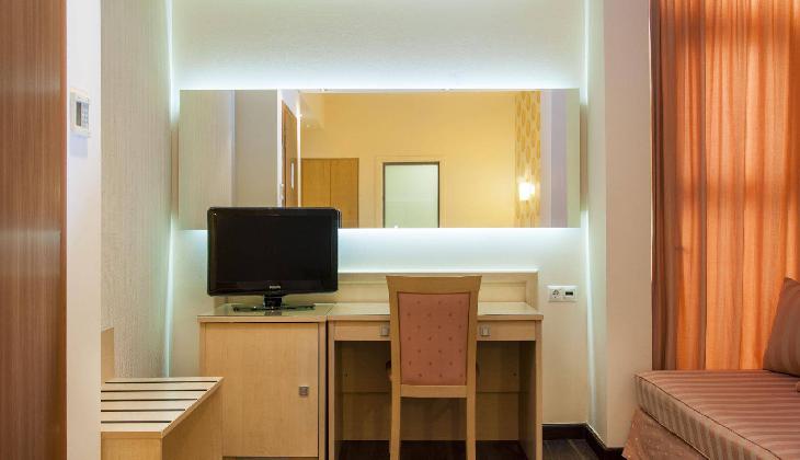 Best Western Amazon Hotel