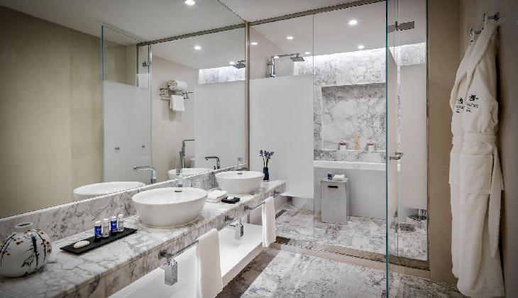 Intourist Hotel Baku Autograph Collection