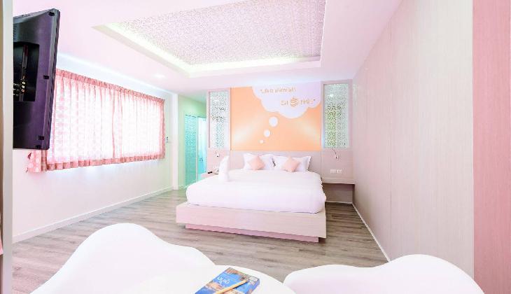 The Tint At Phuket Town