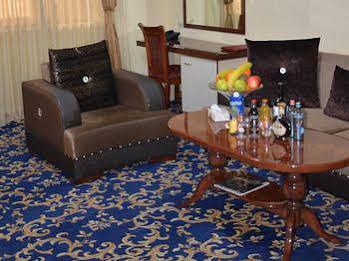 هتل رویال پلازا