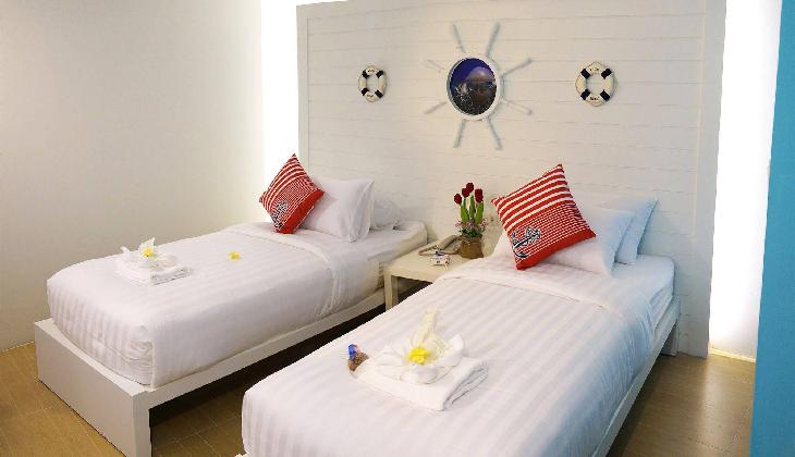 Bed by Cruise Hotel @Samakkhi-Tivanont