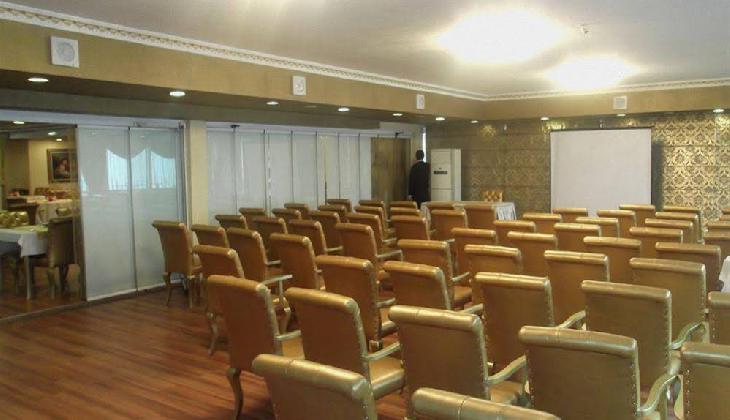 Golden Boutique Hotel