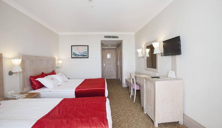 هتل ورا میر ریزورت