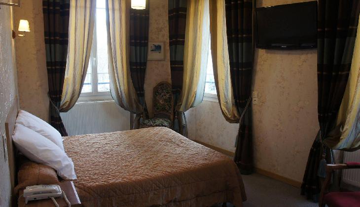 Hôtel Les Chansonniers