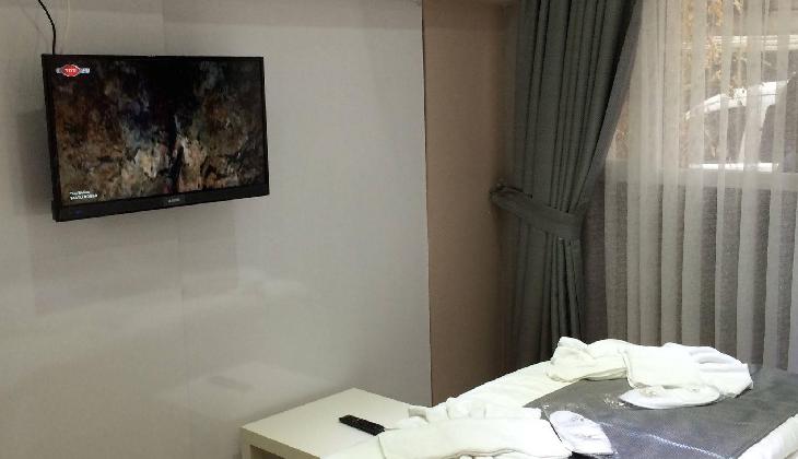 Black Bird Suite Hotel