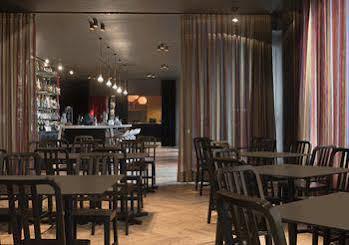 هتل آپرتمان آدینا برلین