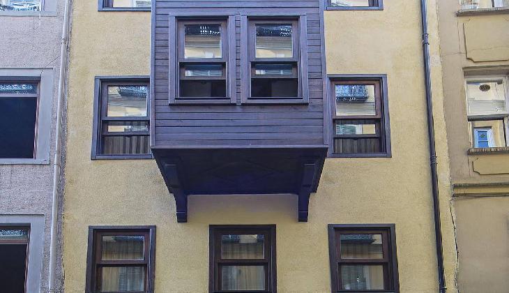 Meroddi Galata Mansion