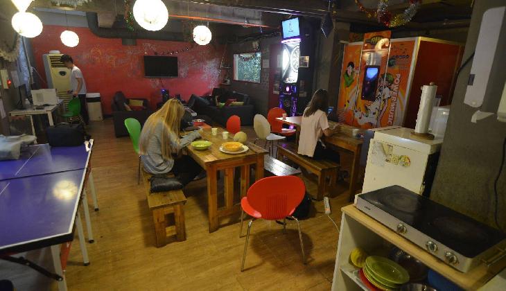 Kimchee Sinchon Guesthouse