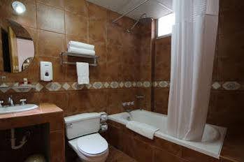 Casa Andina Classic Puno Tikarani