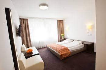 Platinum Palace Apartments