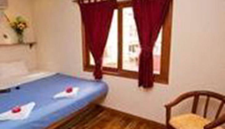 Sundance Inn & Saloon