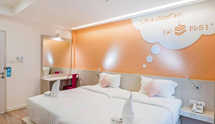 The Tint At Phuket Town