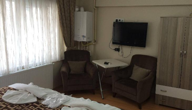 Black Bird Suite Hotel