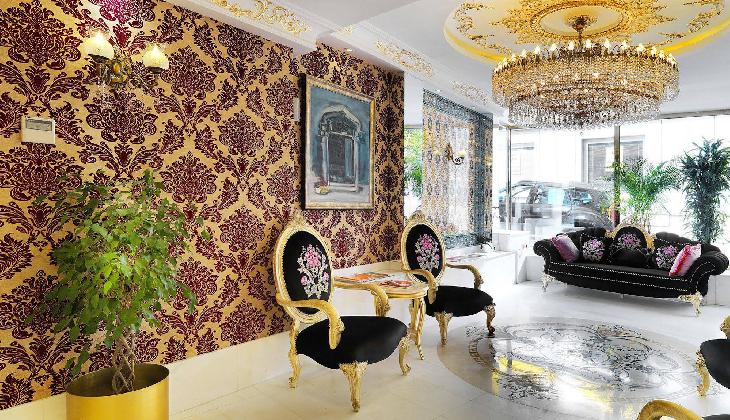 هتل وایت مونارچ