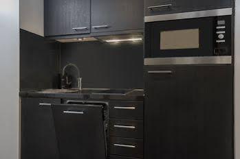 هتل آپرتمان آدینا برلین