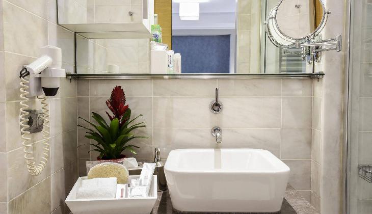 Housez Suites & Apartments