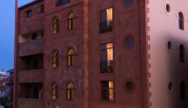 هتل باس بوتیک