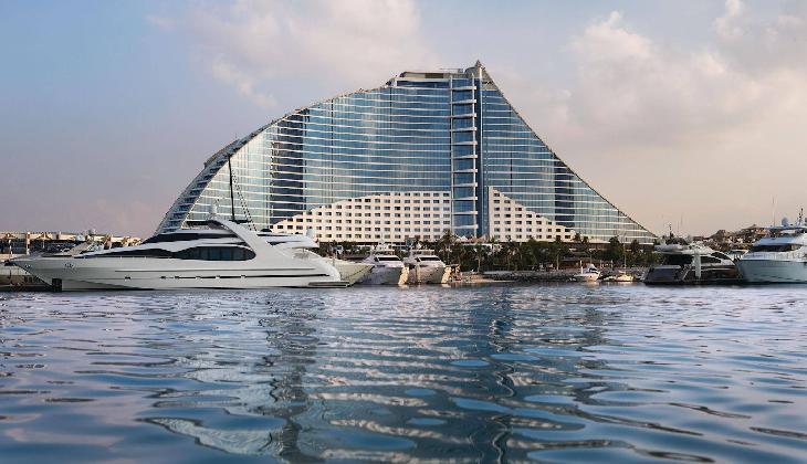 هتل جمیرا بیچ