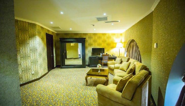 Colosseum Marina Hotel Batumi