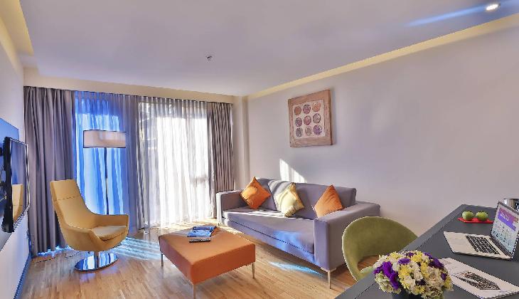 Business Life Boutique Hotel