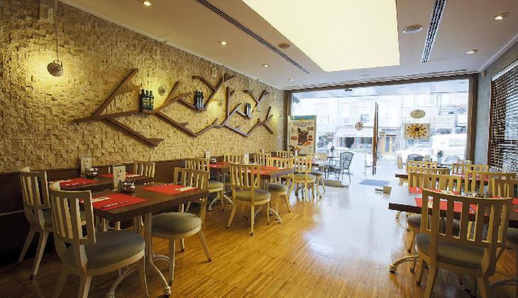 Housez Suites & Apartments