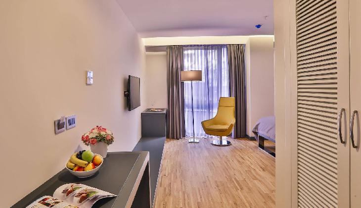 Business Life Boutique Hotel