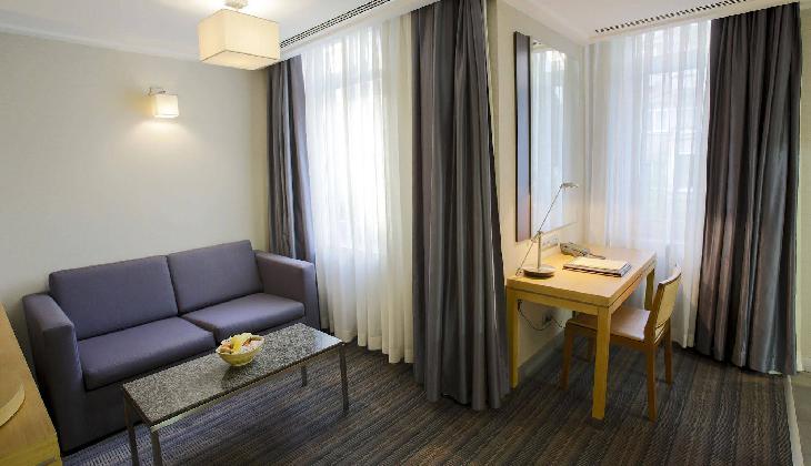 Housez Suites & Apartments