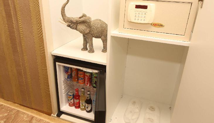 Laleli Blue Marmaray Hotel