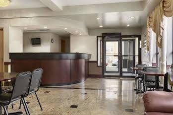 Days Inn - Toronto East Lakeview