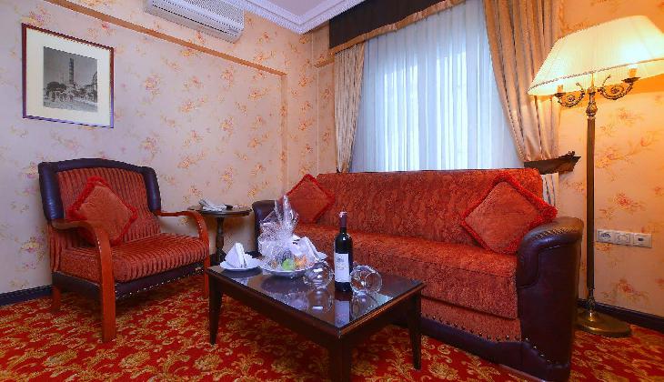 هتل پِرا رُز