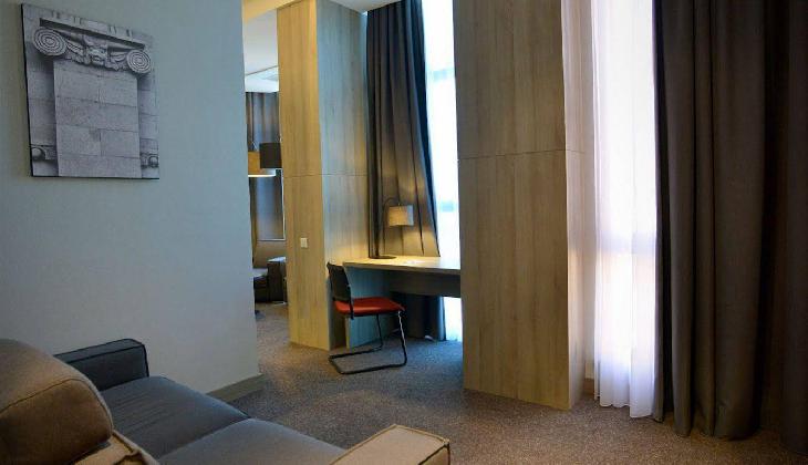 هتل ریپابلیکا ایروان