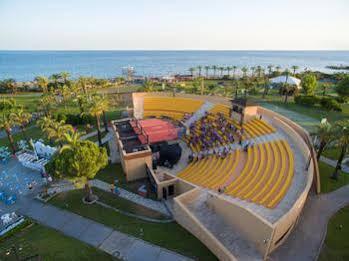 Club Magic Life Water World Imperial