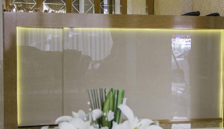 De Maison Airport Hotel