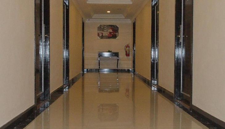 Land Royal Residence