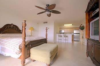 Ocean Manor Beach Resort