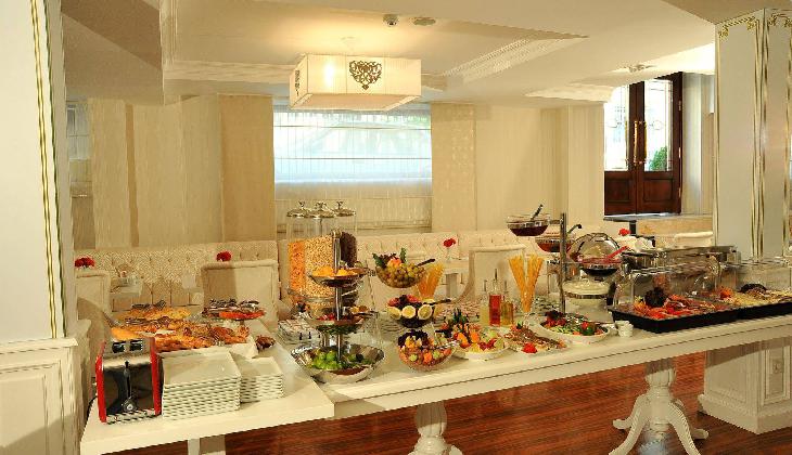 Albinas Hotel Old City