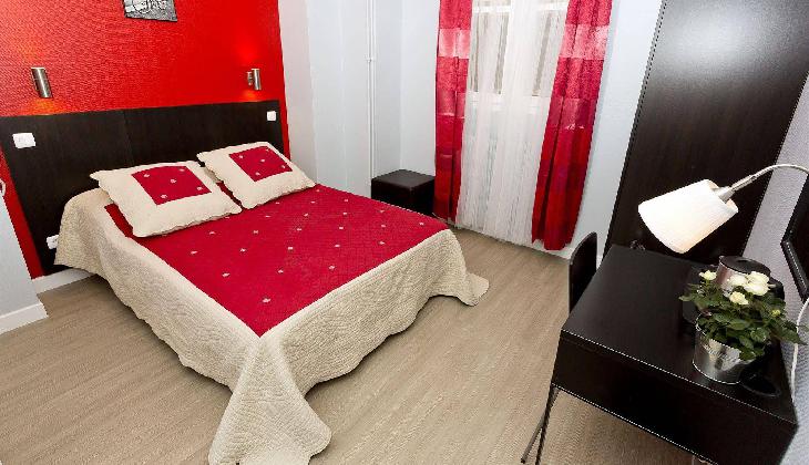 Hipotel Paris Buttes Chaumont Pyrénées