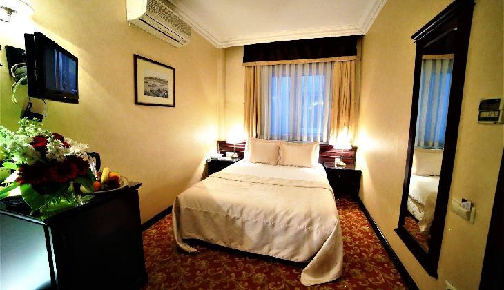 هتل پِرا رُز