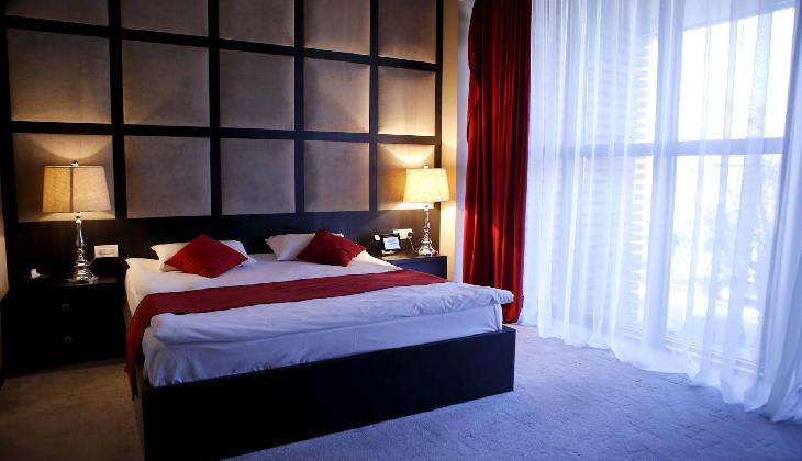 هتل تورا پالاس